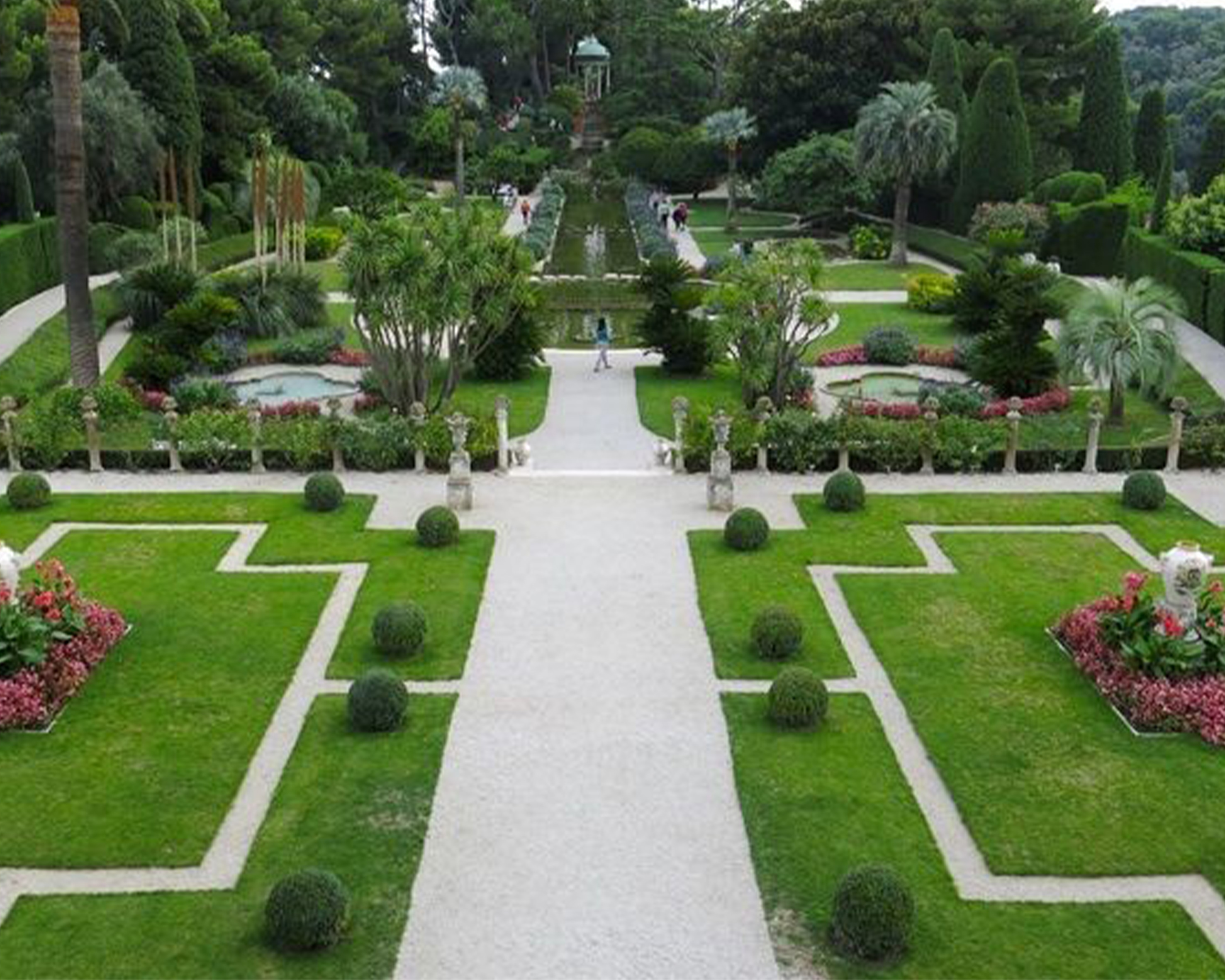 محوطه سازی  Landscape