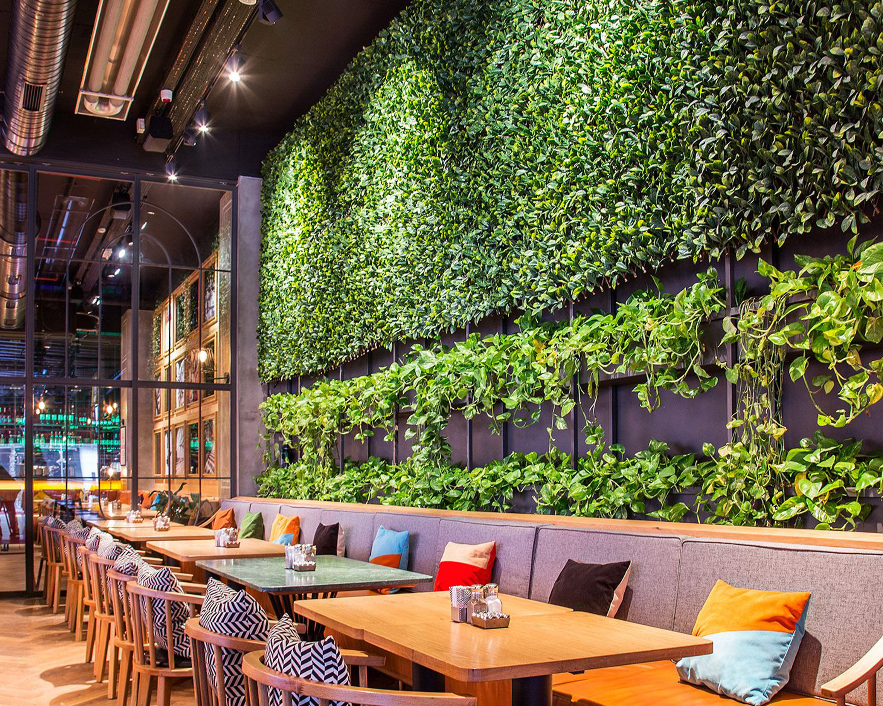 دیوار سبز  Green wall